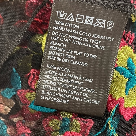 Urban Outfitters Ecote Sheer embroidered tank - Picture 11 of 15